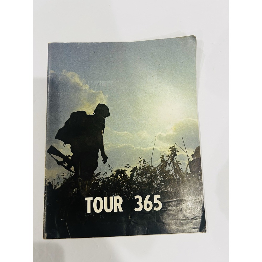 WARTIME PERIOD TOUR 365 MAGAZINE FALL WINTER 1968